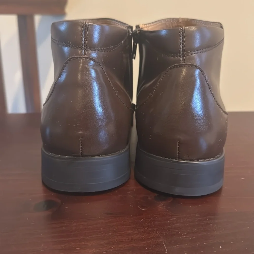 La Milano brown leather ankle boots bootie dress boots 10.5